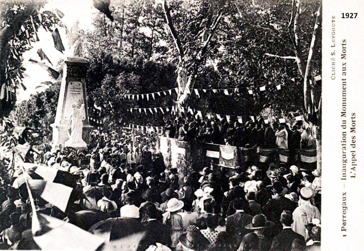 Perregaux - Inauguration du Monument aux Morts - 1927.jpg